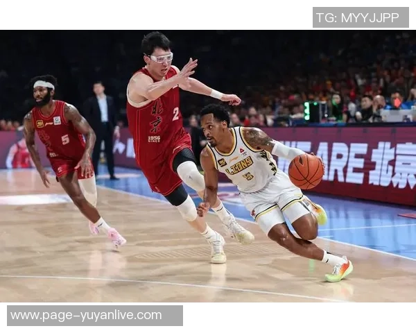 CBA复赛北京首钢迎战浙江队全力争胜展现强大实力